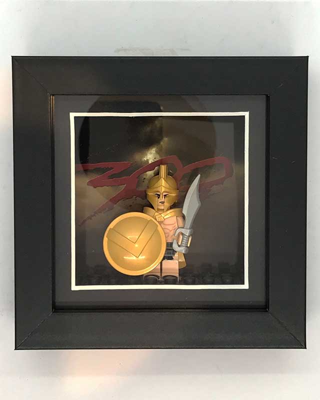 Mini Figure Frame - 300 - Single