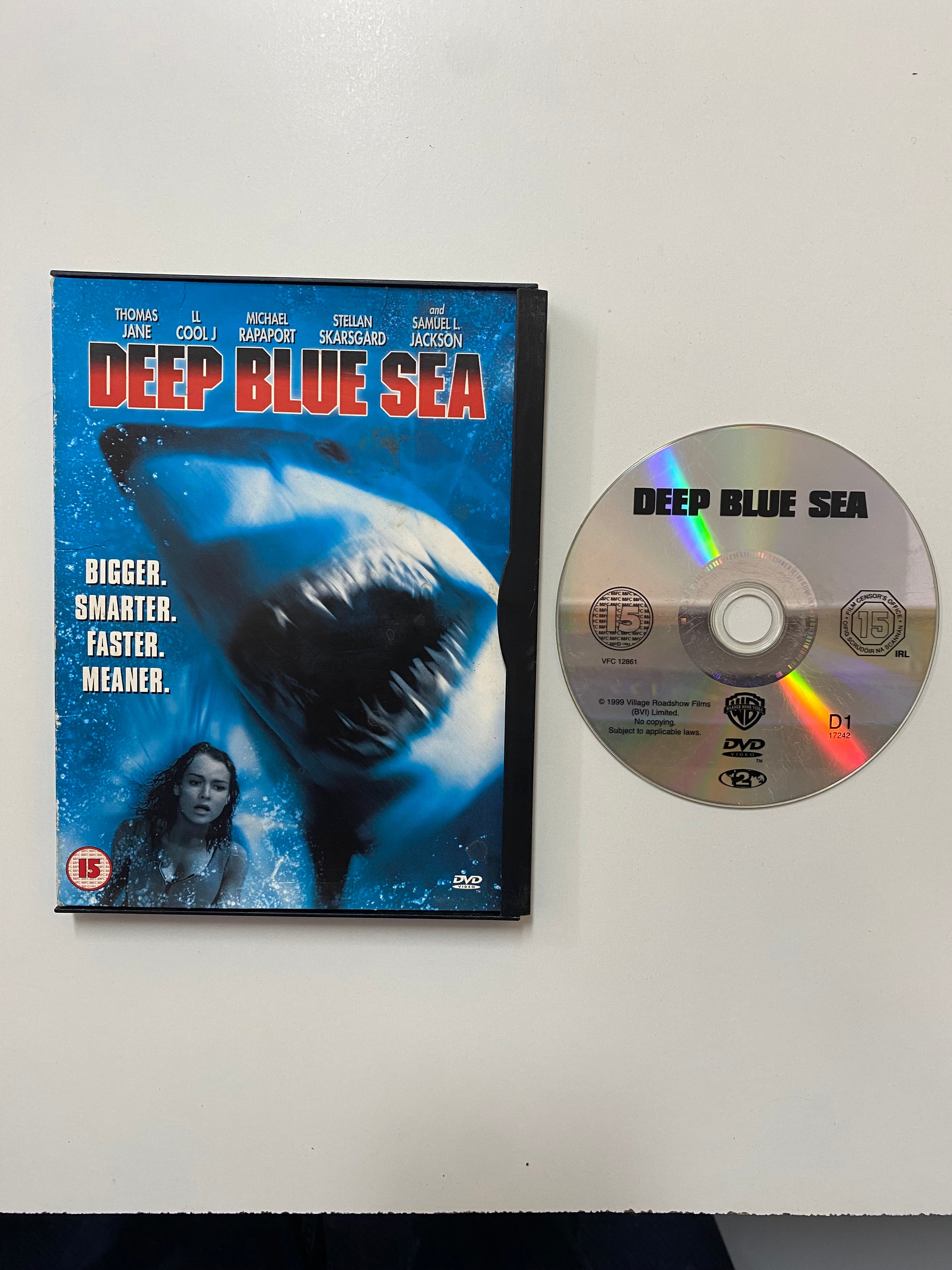 Deep Blue Sea DVD - Pre-owned