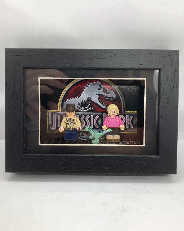 Mini Figure Frame - Jurassic Park Alan Grant and Ellie Sattler - Duo
